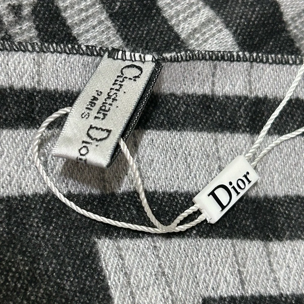 🖤 🔥Christian Dior x Shawn STUSSY soie silk stole scarf (New)🖤🔥RARE FIND🔥